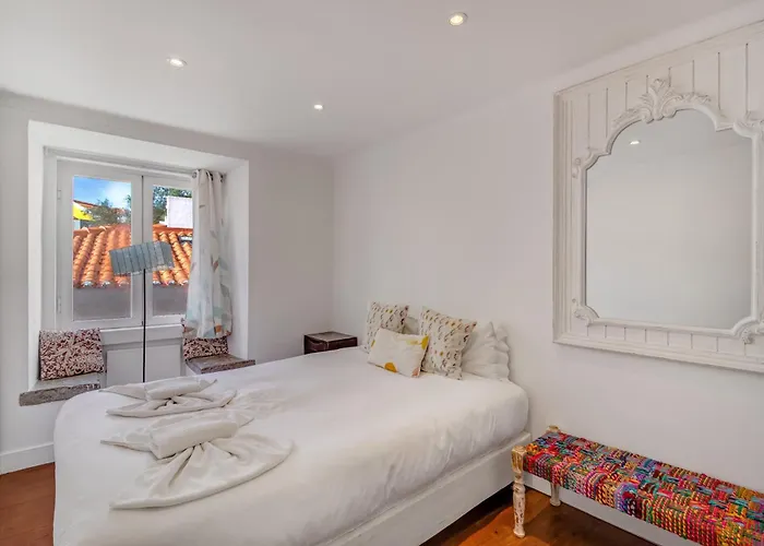Stay In The Heart Of Alfama