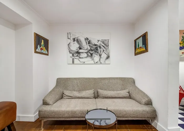 Stay In The Heart Of Alfama