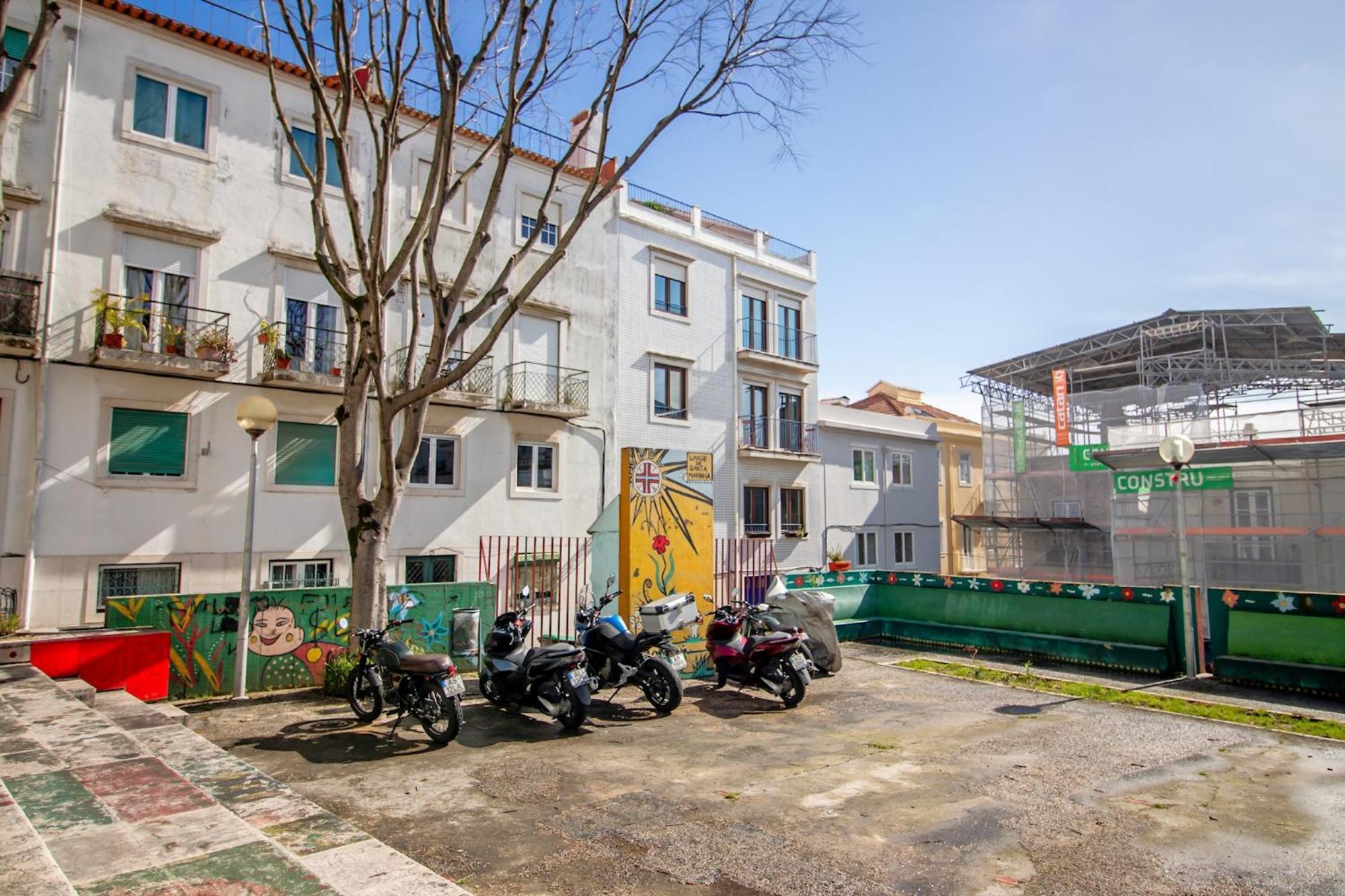 In The Heart Of Alfama Apartment *